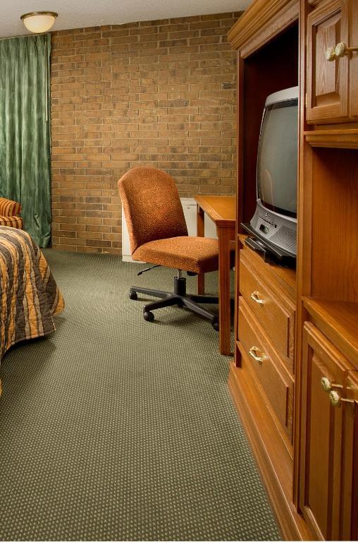 Pear Tree Inn Mcallen Phòng bức ảnh